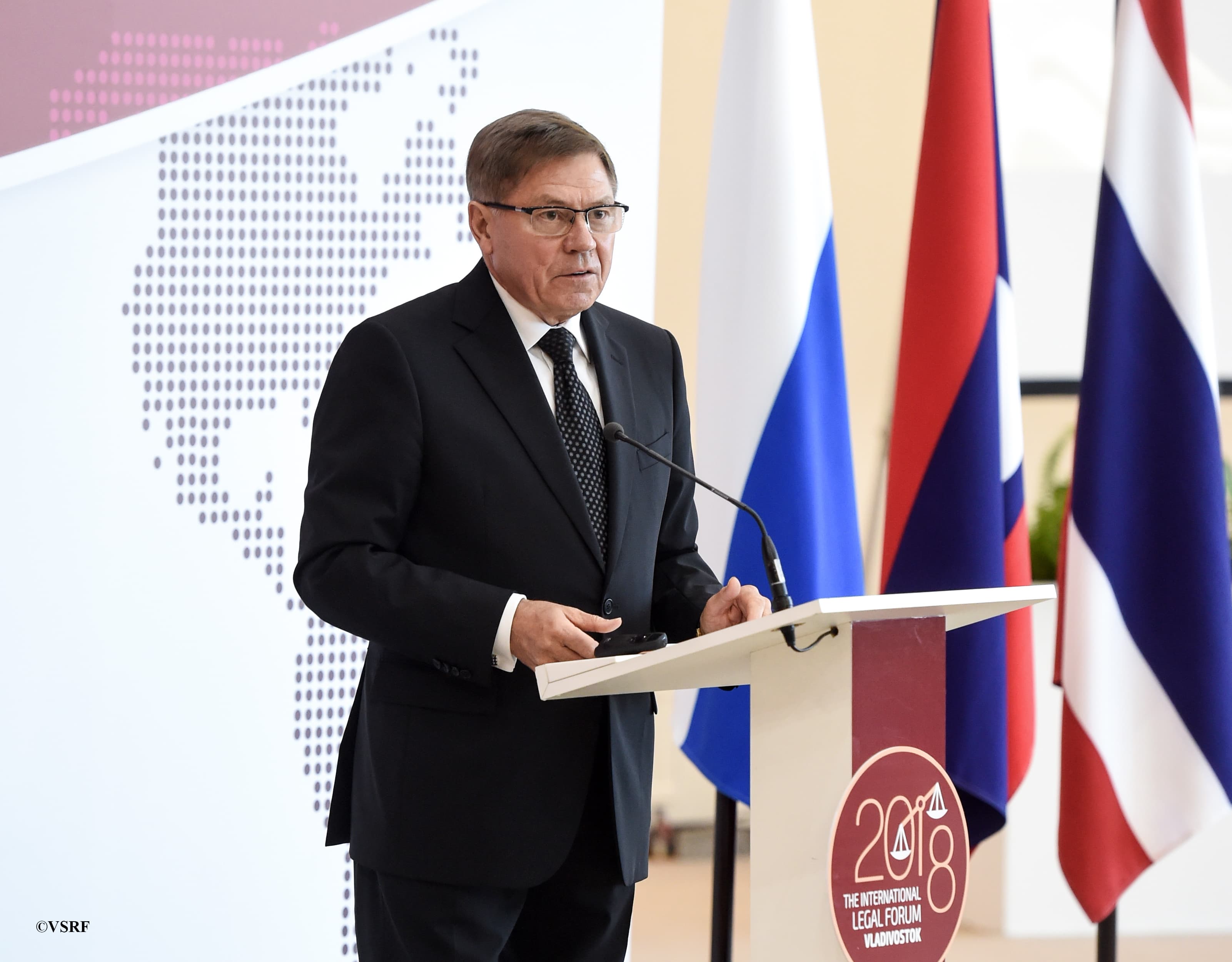 Выступление Председателя Верховного Суда Российской Федерации Вячеслава Михайловича Лебедева на закрытии X Международного юридического форума стран Азиатско-Тихоокеанского региона (Владивосток, 26 сентября 2018 года)